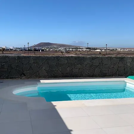 Trendy Casa Linea Сasa de vacaciones *